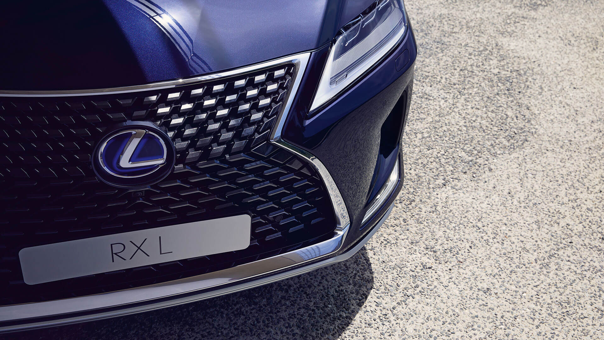 RX L Hybrid | 2020 7 Seater Family SUV | Lexus UK